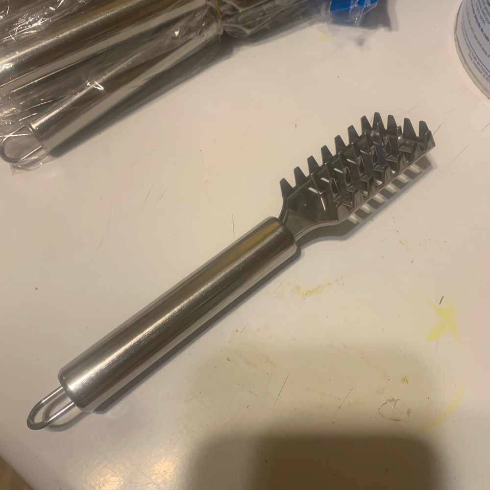 Peeling knife